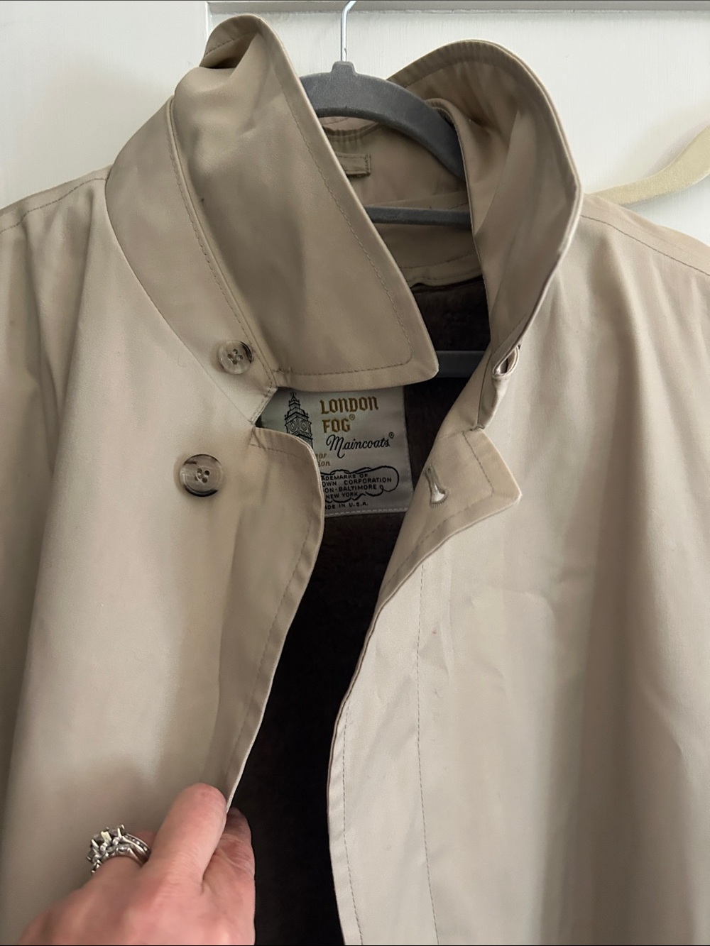 London Fog Men’s Khaki Trench 46 R